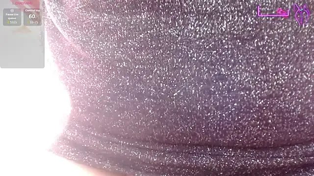 milk_cow_ on StripChat