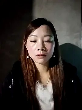 milo123-xx on StripChat