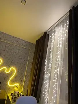 MinamiOnizuka — sucking fingers