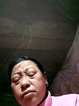 Minnakutew20 on StripChat