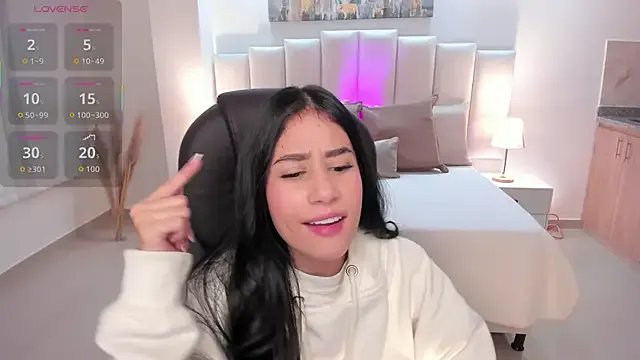 miranda_crawfor on StripChat