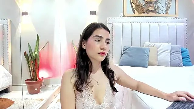 Miranda_doll_ on StripChat