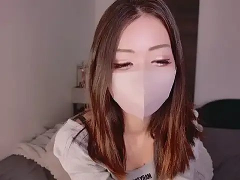 Group miRei- on StripChat