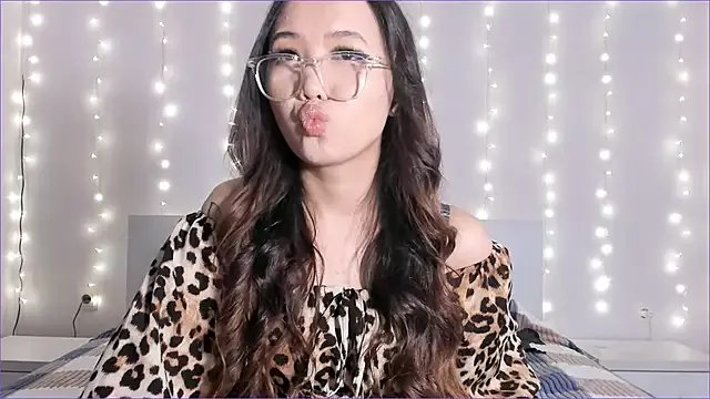 Mishel_Blessing on StripChat