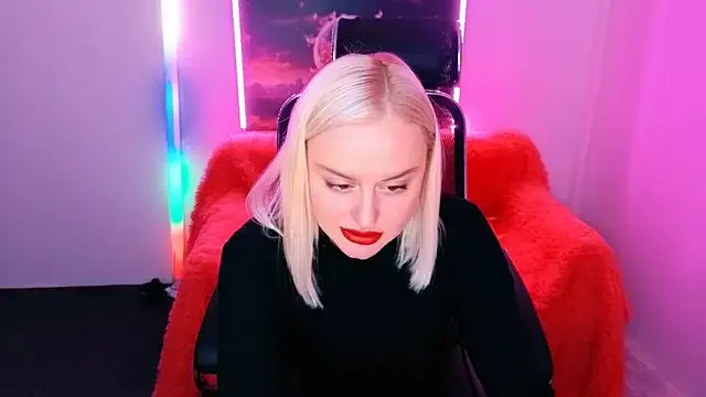 Miss_Alice_Silver on StripChat