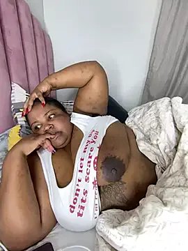 MissLola27 on StripChat