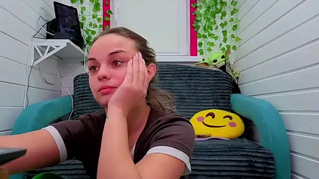 Freechat Misss_Vikk on StripChat