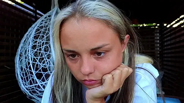 Freechat Misss_Vikk on StripChat