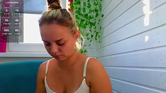 Freechat Misss_Vikk on StripChat