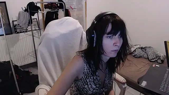 missthon0 on StripChat