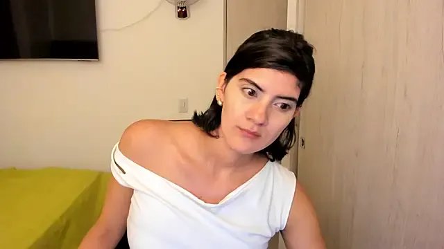 misstoya on StripChat
