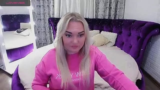 Freechat MissyMartinez on StripChat