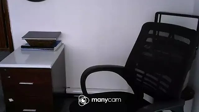 missytrig on StripChat