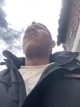 Misterjhons2 on StripChat