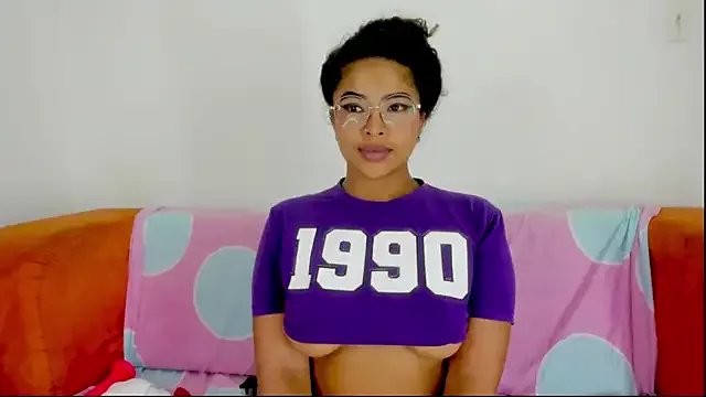 moana_taylor on StripChat