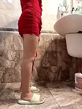 MocAn39 — Sexy striptease in the office