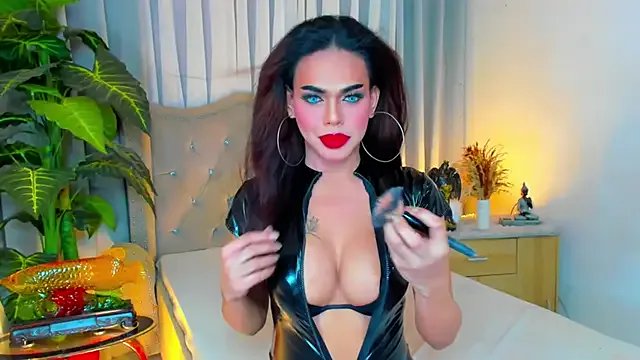 Freechat MochaliciousTransOnTop on StripChat