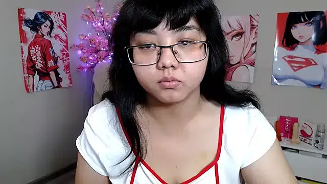 Moertomlly on StripChat