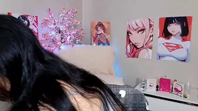 Moertomlly on StripChat