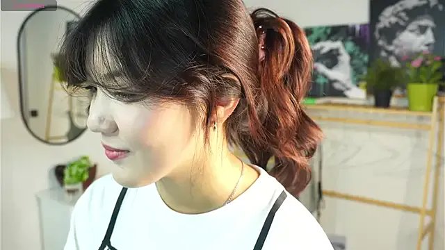 MoiraEger on StripChat