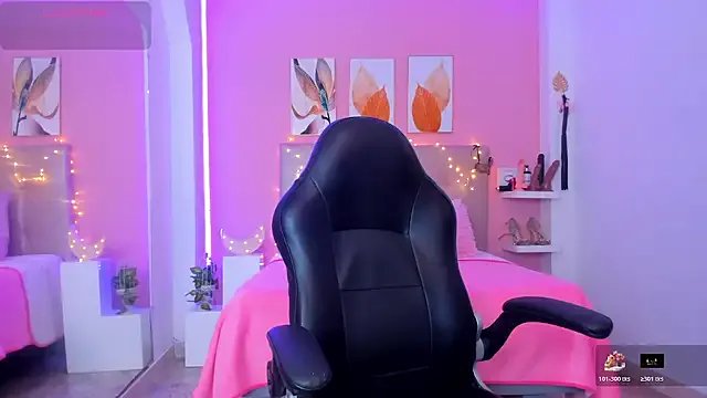 Freechat Molly_h0t on StripChat