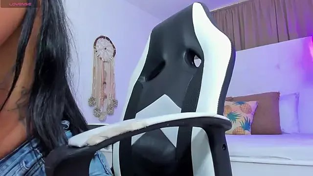 Freechat Molly_h0t on StripChat