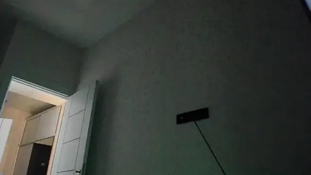 Mommylongnipples on StripChat