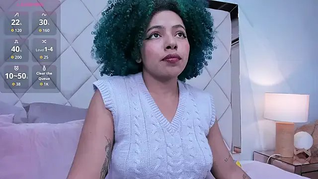 momo_ayasse on StripChat