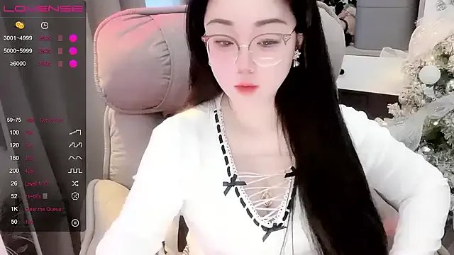 Monica-666888- on StripChat