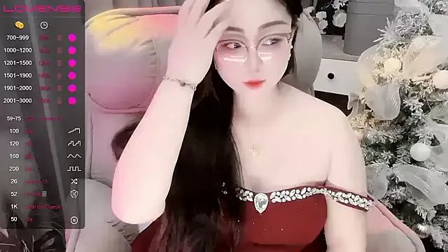 Monica-666888- on StripChat