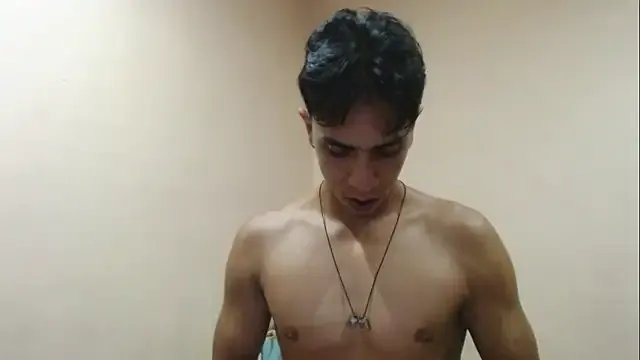 Monkey_uchiha777 on StripChat