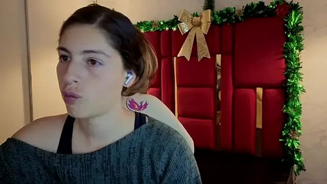 Freechat moon_winy on StripChat