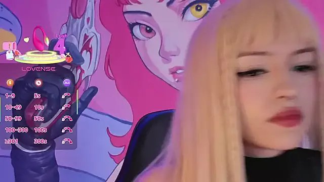 Moonlightt_21 on StripChat