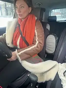 MooonReal on StripChat