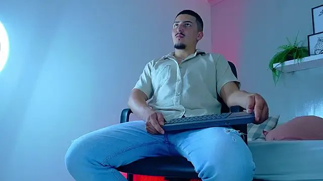 MrFox__ on StripChat