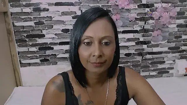 Ms_Rosexxx on StripChat