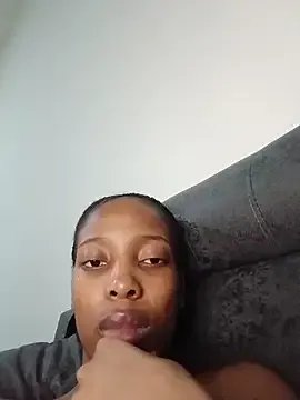MsParisSmith on StripChat