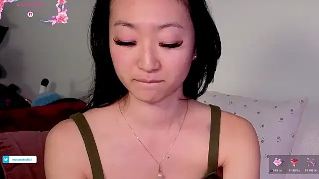 MySweetSofie — Spread my legs for you & rub clit