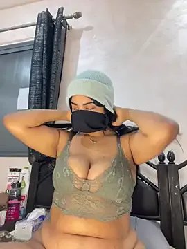 Nabila-hanouna — Ass open 