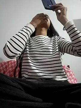 Nandundi on StripChat