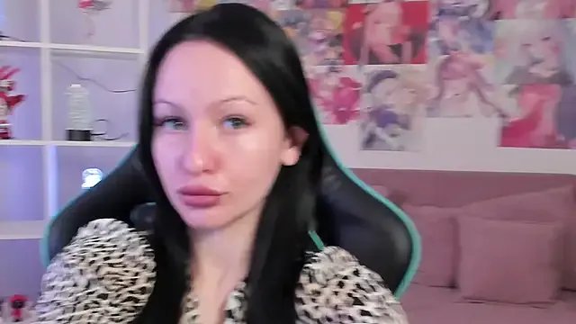 NaomiBlakes on StripChat