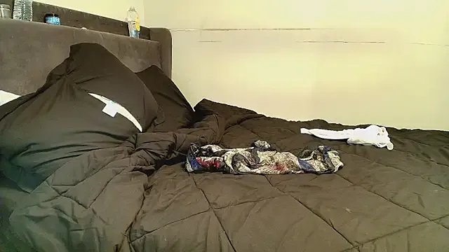 Naomiruty on StripChat