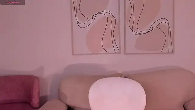 NaomiSainz on StripChat