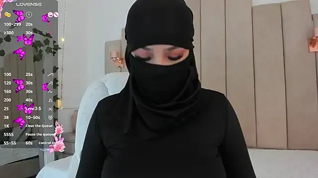 nashi_ra on StripChat