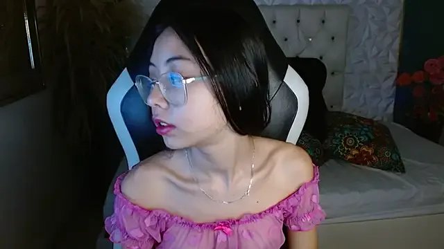 Freechat NathaliaSweet_11 on StripChat