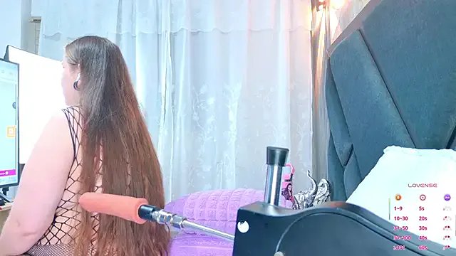 NathaxaLeans on StripChat