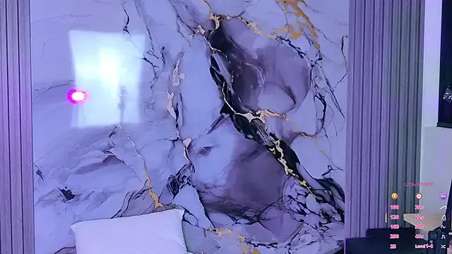 NathaxaLeans on StripChat