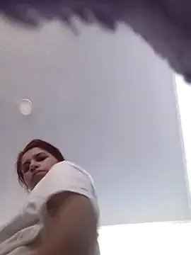 naty_hot4uu on StripChat