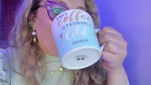 Naty_Mature_ on StripChat