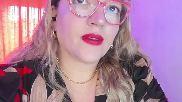 Naty_Mature_ on StripChat